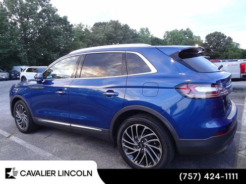 Used 2020 Lincoln Nautilus Reserve AWD/4WD image 5