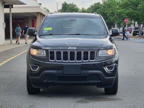 Used 2016 Jeep Grand Cherokee Laredo w/ Quick Order Package 23E AWD/4WD image 2