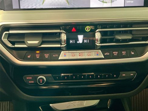 Certified 2023 BMW X3 xDrive30i w/ Premium Package image 17