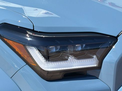 New 2026 Toyota 4Runner Limited AWD/4WD image 32