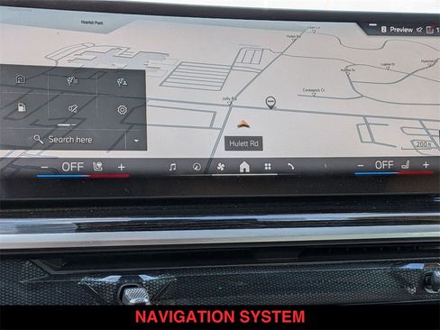 Used 2025 BMW X2 M35i image 21