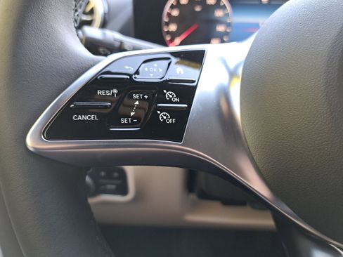 New 2026 Mercedes-Benz GLA 250 image 18