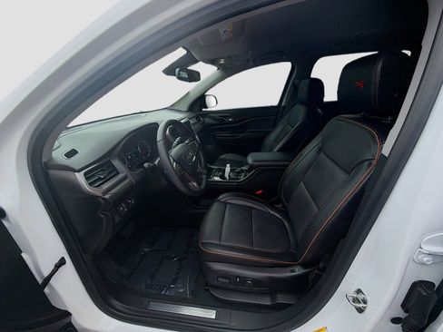 Used 2023 GMC Acadia AT4 image 19