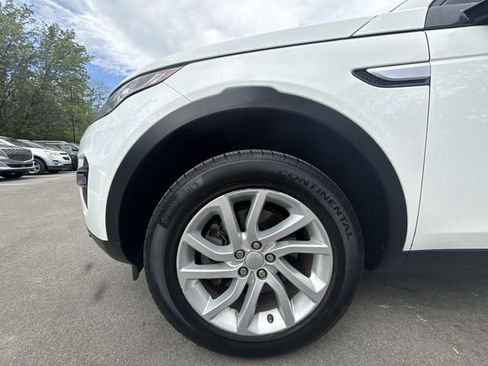 Used 2016 Land Rover Discovery Sport HSE image 10