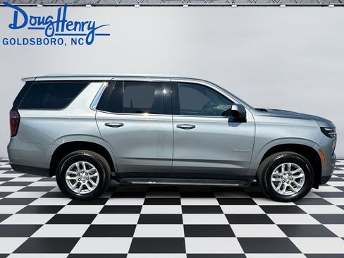 Used 2025 Chevrolet Tahoe LT AWD/4WD image 6