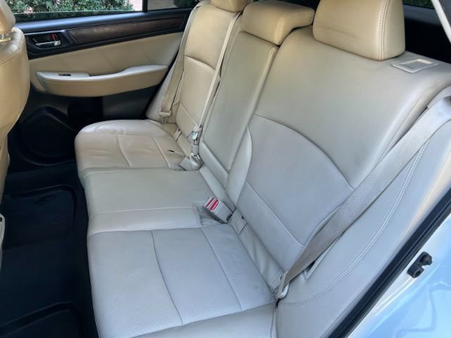 Used 2019 Subaru Outback 2.5i Limited AWD/4WD image 25