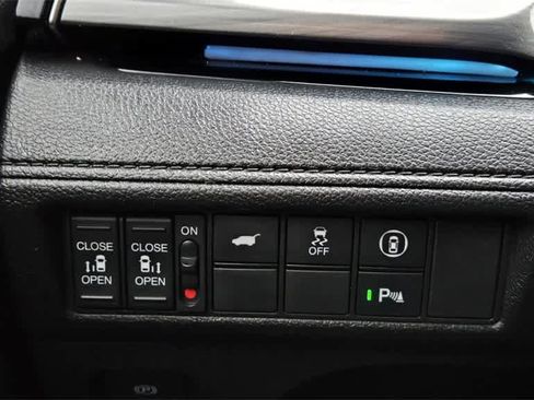 Used 2023 Honda Odyssey Elite image 22