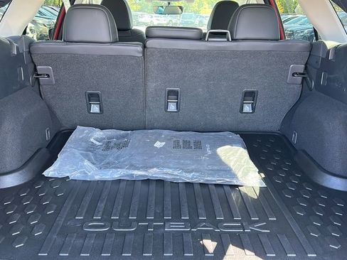 Certified 2022 Subaru Outback Limited image 27