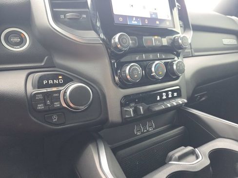 Used 2025 RAM 1500 Big Horn AWD/4WD image 18