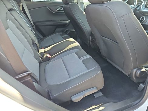 Used 2024 Chevrolet Blazer LT w/ Convenience Package FWD image 12