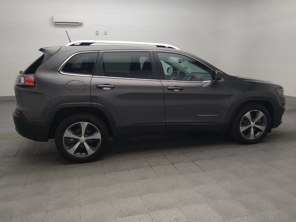 Used 2019 Jeep Cherokee Limited FWD image 10