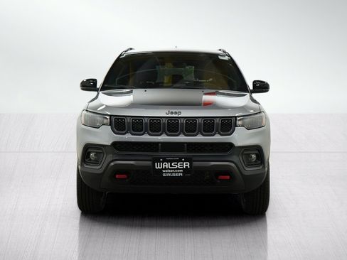 Used 2023 Jeep Compass Trailhawk w/ Trailhawk Convenience Group AWD/4WD image 8