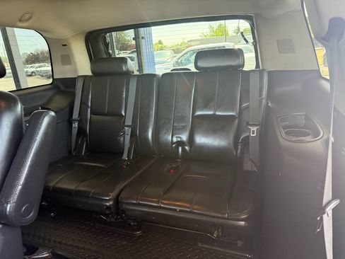 Used 2007 GMC Yukon Denali AWD/4WD image 8