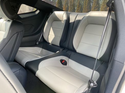 Used 2024 Ford Mustang GT Premium image 8