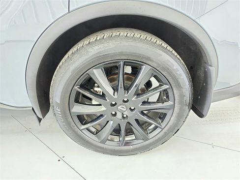 Used 2024 Nissan Murano SV w/ SV Midnight Edition Package image 45