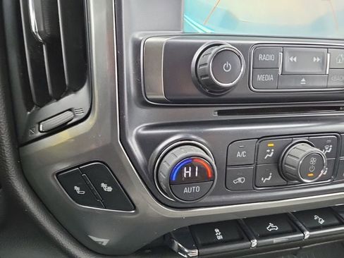 Certified 2018 Chevrolet Silverado 1500 LT w/ All Star Edition image 15