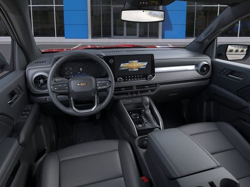 New 2025 Chevrolet Colorado LT w/ LT Convenience Package image 15