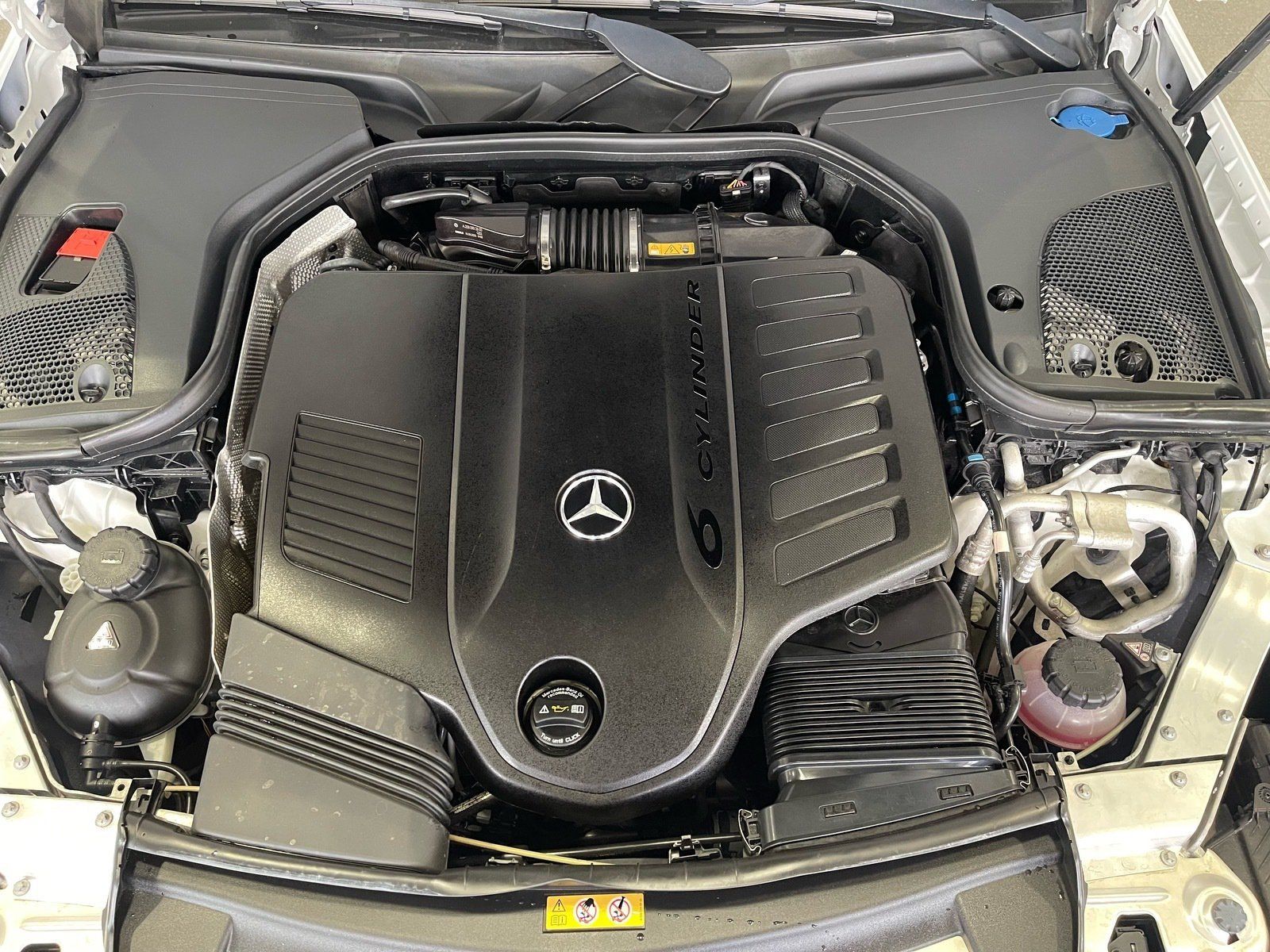 Used 2023 Mercedes-Benz E 450 Coupe w/ AMG Line image 19