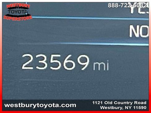 Used 2023 Toyota Prius LE image 28