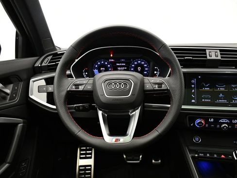 New 2025 Audi Q3 2.0T Premium Plus image 23