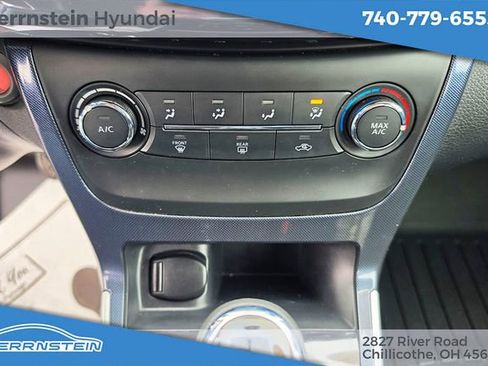 Used 2017 Nissan Sentra SR w/ Electronics Package FWD image 13