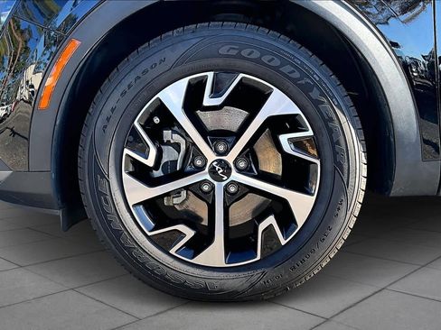 Used 2023 Kia Sportage EX image 10