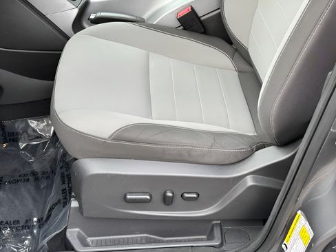 Used 2014 Ford Escape SE w/ Equipment Group 201A AWD/4WD image 10
