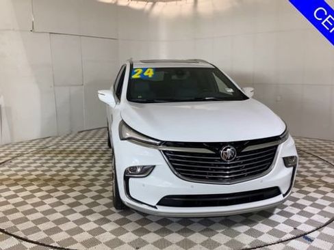 Certified 2024 Buick Enclave Essence w/ Experience Buick Package AWD/4WD image 3