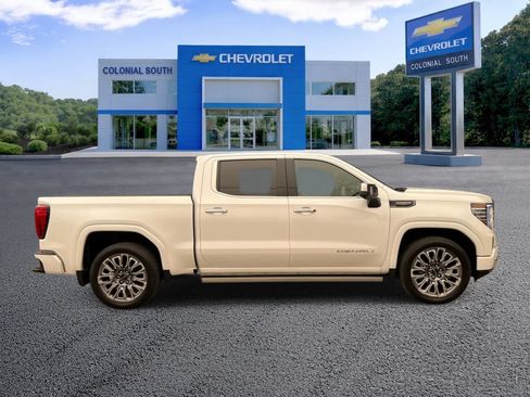 Used 2024 GMC Sierra 1500 Denali Ultimate AWD/4WD image 7