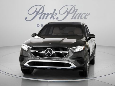 Used 2026 Mercedes-Benz GLC 300 image 37