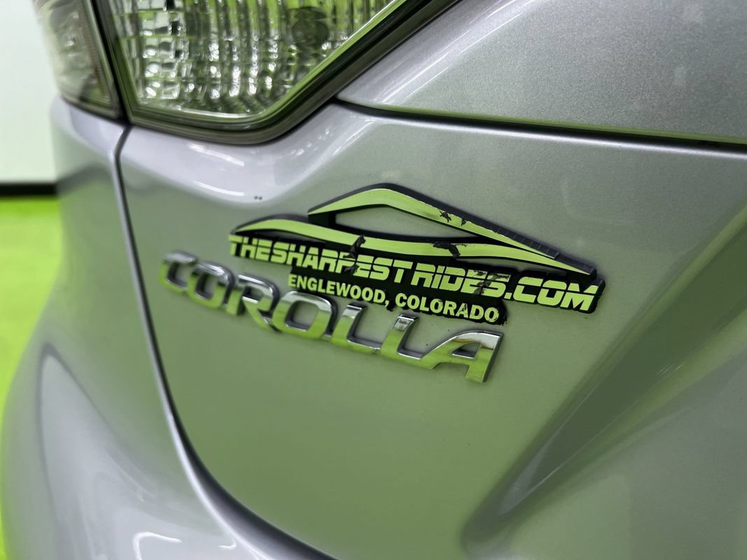 Used 2021 Toyota Corolla LE FWD image 12