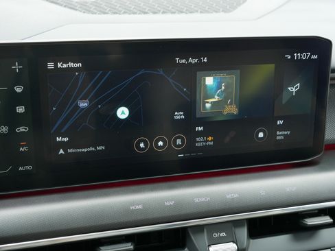 Certified 2024 Kia EV9 GT-Line AWD/4WD image 22