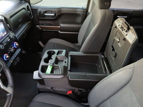 Used 2022 Chevrolet Silverado 1500 LT w/ Bed Protection Package image 19