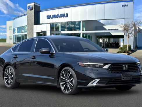 Used 2023 Honda Accord Touring image 5
