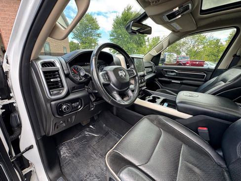Used 2019 RAM 1500 Laramie image 25