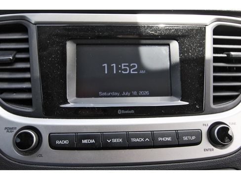 Used 2022 Hyundai Accent SE FWD image 10