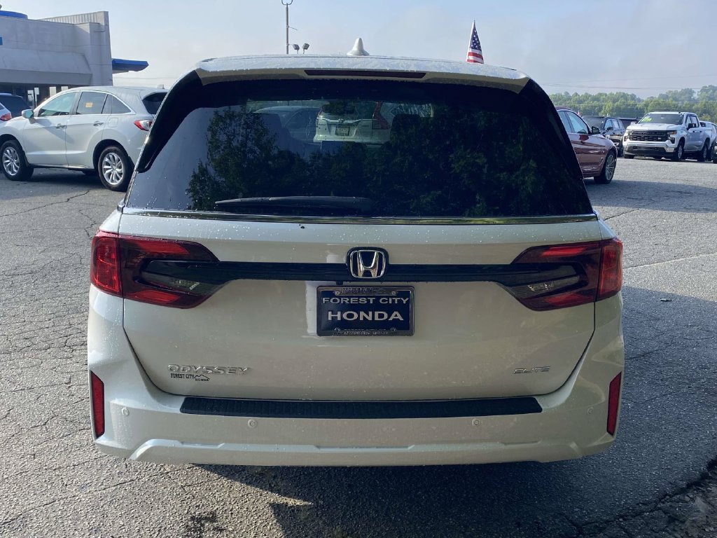 New 2026 Honda Odyssey Elite image 4