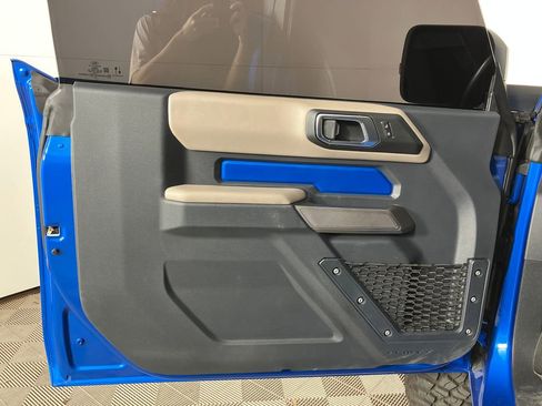 Used 2023 Ford Bronco Wildtrak image 23