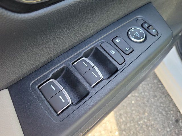 Used 2024 Honda CR-V EX-L image 15