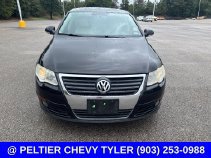 Used 2010 Volkswagen Passat Komfort FWD image 2