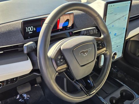 Certified 2023 Ford Mustang Mach-E Premium image 19