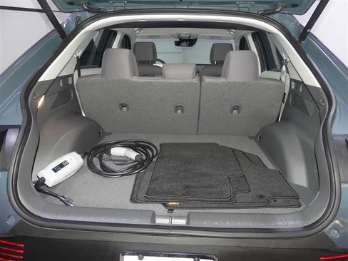 Used 2024 Hyundai Ioniq 5 SEL AWD/4WD image 9