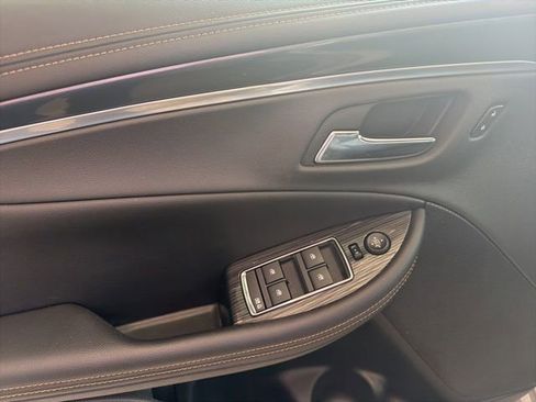 Used 2020 Chevrolet Impala LT FWD image 12