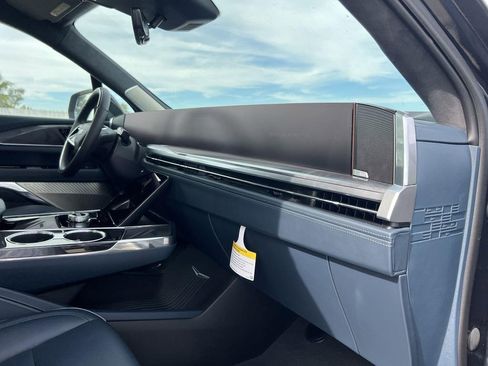 New 2025 Cadillac Escalade IQ Luxury 2 AWD/4WD image 35