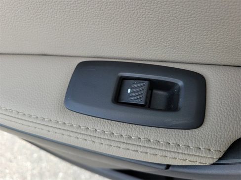 Used 2019 Ford Ranger Lariat w/ Trailer Tow Package image 15