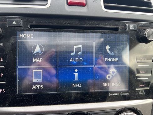 Used 2015 Subaru Crosstrek 2.0i Limited image 8