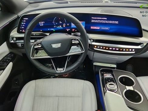 Used 2024 Cadillac Lyriq Luxury RWD image 39
