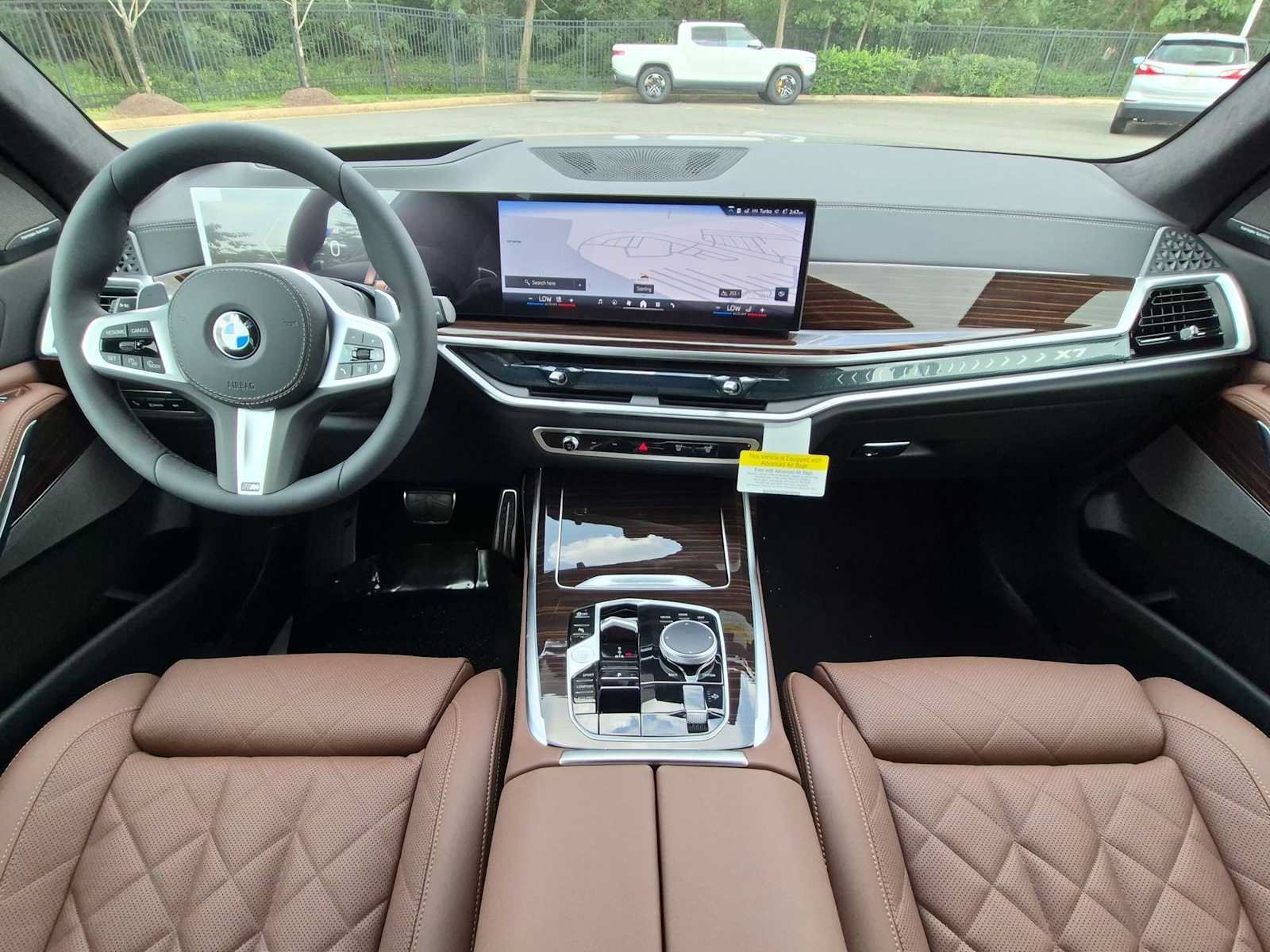 Used 2027 BMW X7 xDrive40i w/ M Sport Package AWD/4WD image 16