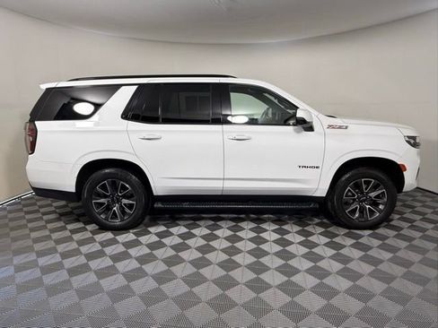 Used 2022 Chevrolet Tahoe Z71 w/ Luxury Package image 6