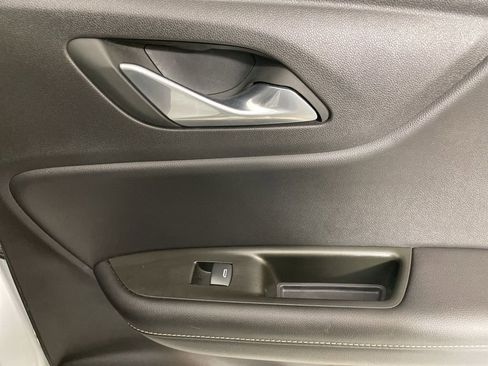 Used 2024 Chevrolet Blazer LT image 18